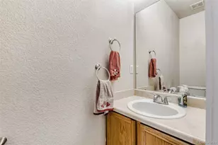 19268 E Caspian Pl, Aurora, CO 80013 - Photo 21