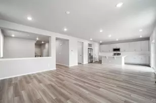 22390 E 46th Ave, Aurora, CO 80019 - Photo 9