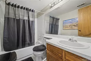 942 S Walden St, Aurora, CO 80017 - Photo 13