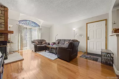 942 S Walden Street #106, Aurora, CO 80017 - Photo 3