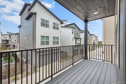 10904 E Hinsdale Circle, Centennial, CO 80112 - Photo 5
