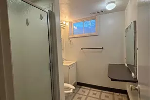 664 W Longview Ave, Littleton, CO 80120 - Photo 19