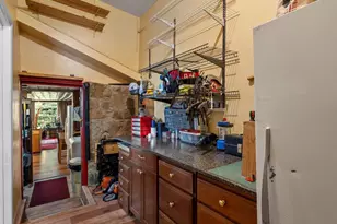 10230 S Deer Creek Rd, Littleton, CO 80127 - Photo 21