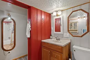 10230 S Deer Creek Rd, Littleton, CO 80127 - Photo 29