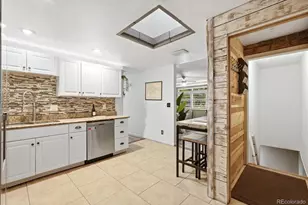 902 S Ironton St, Aurora, CO 80012 - Photo 7