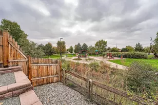 3051 S Espana Way, Aurora, CO 80013 - Photo 21