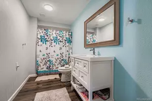 3051 S Espana Way, Aurora, CO 80013 - Photo 15