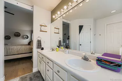 3051 S Espana Way, Aurora, CO 80013 - Photo 19