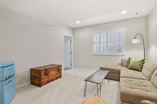 592 Brookhurst Ave, Littleton, CO 80129 - Photo 21