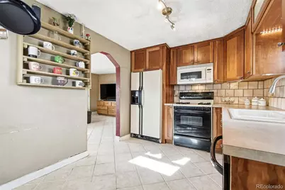 90 S Kendall Street, Lakewood, CO 80226 - Photo 15