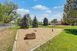 562 Jocelyn Dr, Loveland, CO 80537 - Photo 33