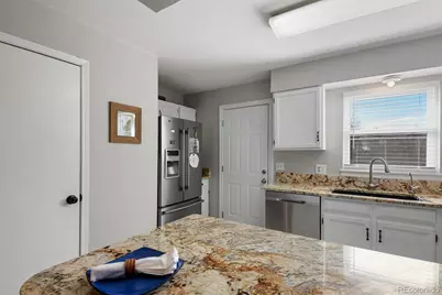 10386 W Dartmouth Avenue, Lakewood, CO 80227 - Photo 9