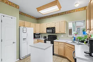 20636 E Oxford Pl, Aurora, CO 80013 - Photo 17