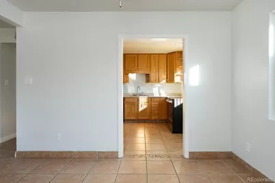 702 Scranton Court, Aurora, CO 80011 - Photo 17