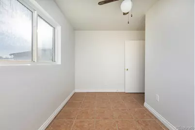 702 Scranton Court, Aurora, CO 80011 - Photo 27