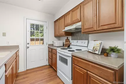14199 E Dickinson Drive #B, Aurora, CO 80014 - Photo 9