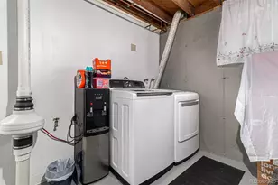 2612 Meadowbrook Dr, Denver, CO 80221 - Photo 25