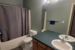 14574 Andrews Dr, Denver, CO 80239 - Photo 7