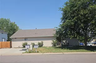 14574 Andrews Dr, Denver, CO 80239 - Photo 3