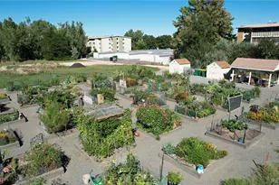 580 S Clinton St, Denver, CO 80247 - Photo 47