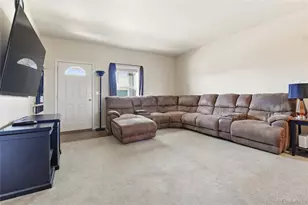 55470 E 27th Pl, Strasburg, CO 80136 - Photo 5