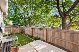8527 S Upham Way, Littleton, CO 80128 - Photo 15