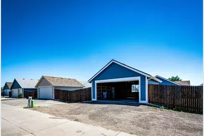 2703 Rose Hill Street, Strasburg, CO 80136 - Photo 5
