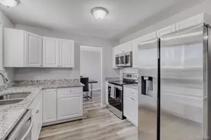 2556 S Cimarron St, Aurora, CO 80014 - Photo 9