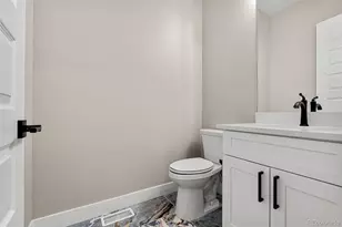 62101 E 32nd Ct, Strasburg, CO 80136 - Photo 17