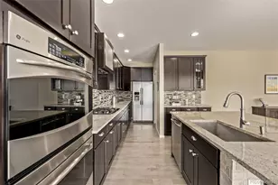 2289 Moss Pl, Erie, CO 80516 - Photo 11