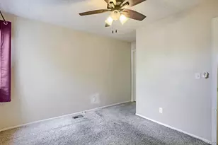 1021 Townley Cir, Longmont, CO 80501 - Photo 17
