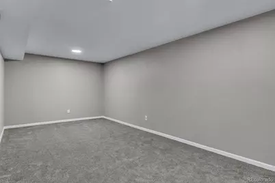 7930 S Flat Rock Way, Aurora, CO 80016 - Photo 31