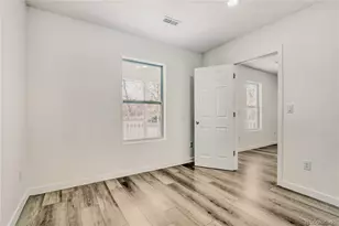 2735 W 56th Ave, Denver, CO 80221 - Photo 17