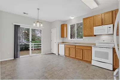1201 S Fultondale Court, Aurora, CO 80018 - Photo 7