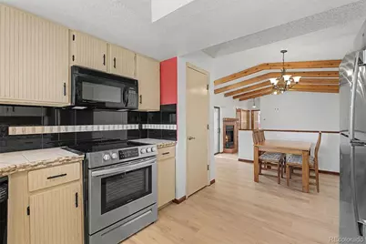 18624 E Saratoga Place, Aurora, CO 80015 - Photo 17