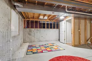 2242 S Moline Ct, Aurora, CO 80014 - Photo 21