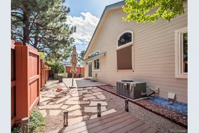 2242 S Moline Court, Aurora, CO 80014 - Photo 25