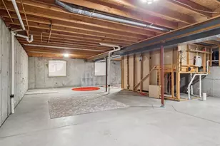 2242 S Moline Ct, Aurora, CO 80014 - Photo 23