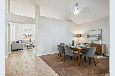 2242 S Moline Court, Aurora, CO 80014 - Photo 3