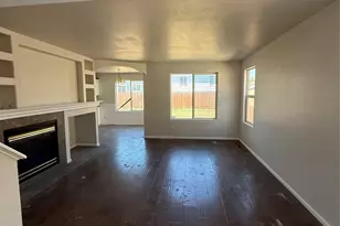 4693 Durham Ct, Denver, CO 80239 - Photo 3