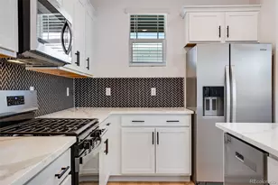 22534 E 6th Pl, Aurora, CO 80018 - Photo 23