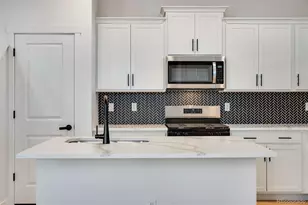 22534 E 6th Pl, Aurora, CO 80018 - Photo 21