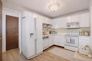 4061 W Quinn Pl, Denver, CO 80236 - Photo 9