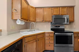 940 E Plum Creek Parkway, Castle Rock, CO 80104 - Photo 9