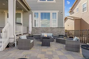 322 N Patsburg St, Aurora, CO 80018 - Photo 9