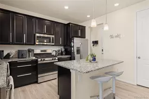 322 N Patsburg St, Aurora, CO 80018 - Photo 13