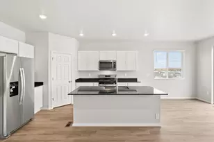 1242 Spg Crk Dr, Windsor, CO 80550 - Photo 11