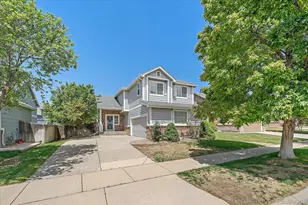 21705 E Kent Dr, Aurora, CO 80018 - Photo 1