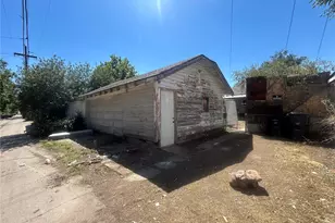 162 Hazel Ct, Denver, CO 80219 - Photo 3