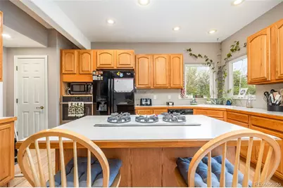 2046 Falcon Drive, Longmont, CO 80503 - Photo 9
